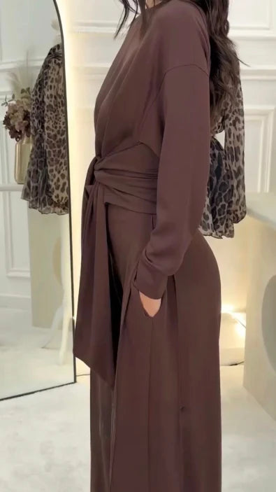 Sofía - Elegantan komplet sa vezivanjem u struku