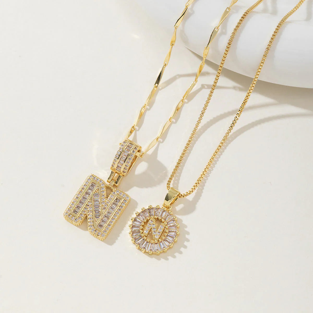 Ogrlica sa slovom Moisanit | Zlato