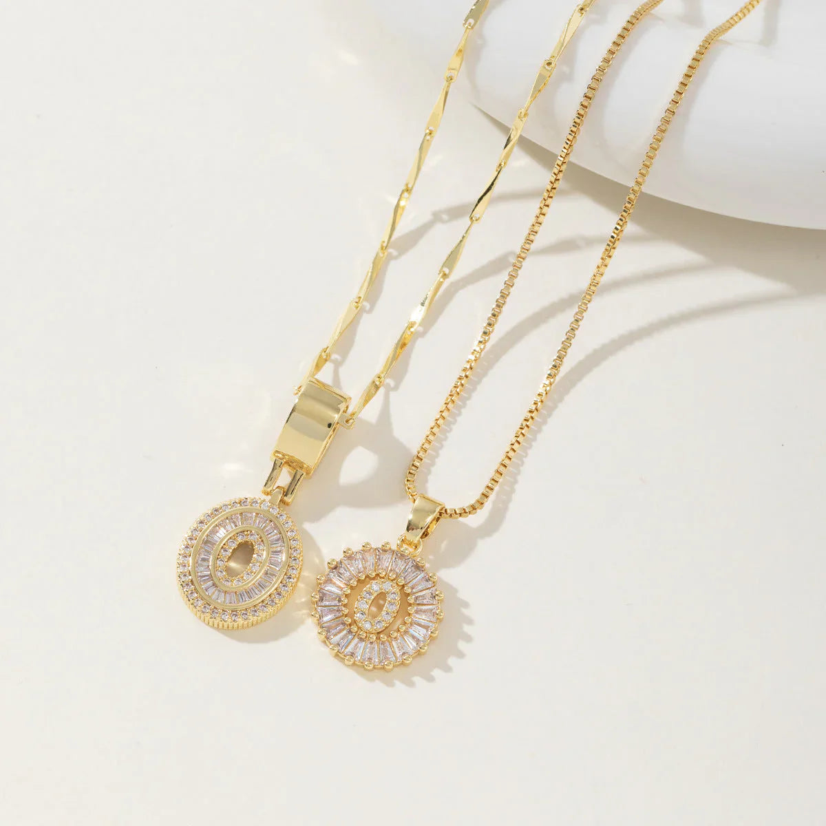 Ogrlica sa slovom Moisanit | Zlato