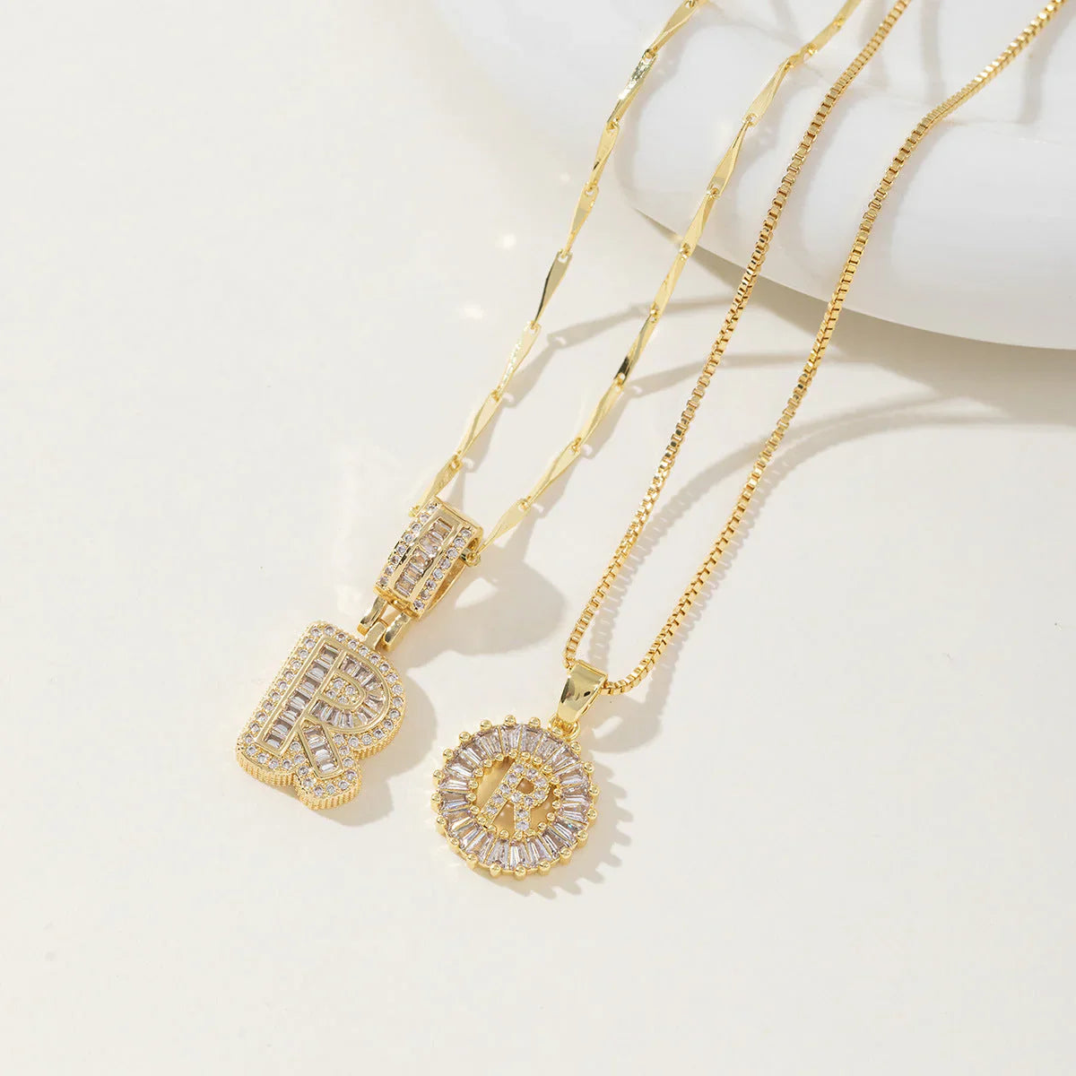 Ogrlica sa slovom Moisanit | Zlato