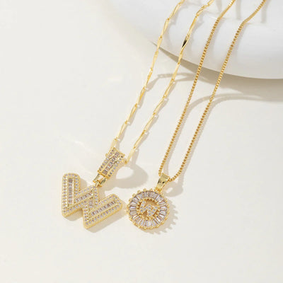 Ogrlica sa slovom Moisanit | Zlato