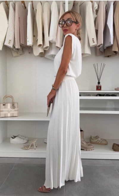 AXELLE | Elegantan outfit koji produžava siluetu