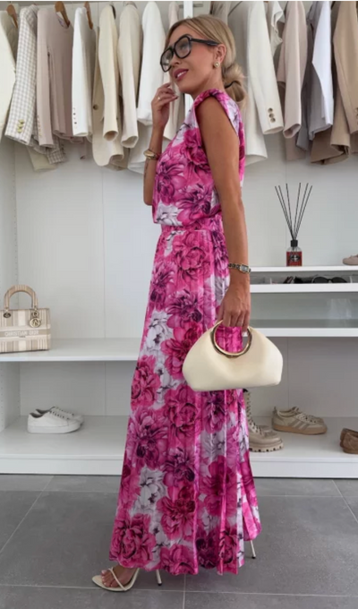 AXELLE | Elegantan outfit koji produžava siluetu