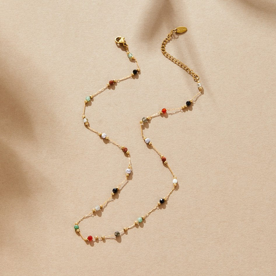 Minimalistička Ogrlica od Kamena